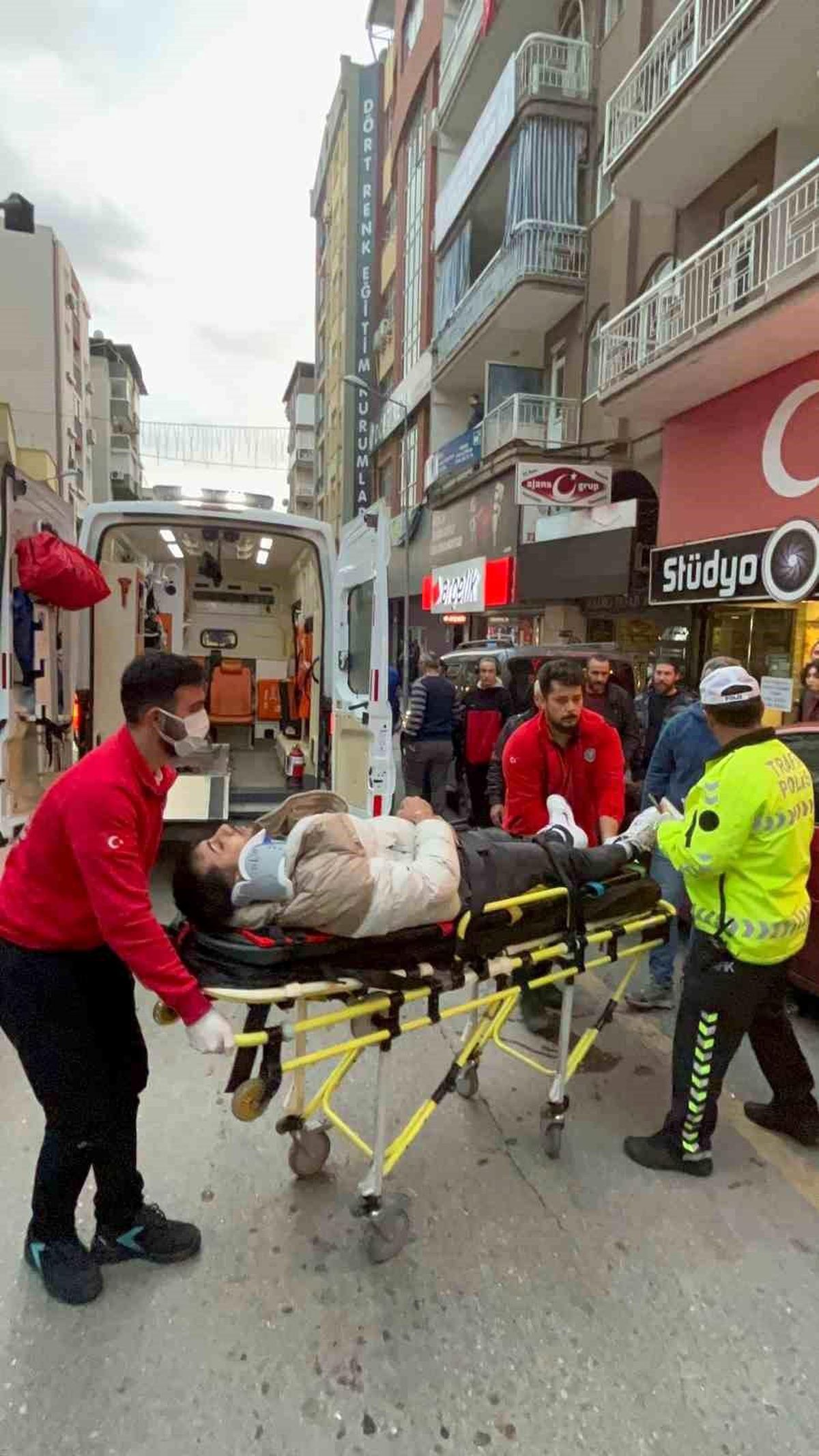 Nazilli\'de Motosiklet Yaya Çarptı
