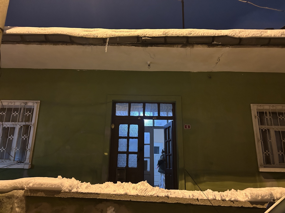 Kömür Sobasından Sızan Gazdan İki Emekli Öğretmen Etkilendi