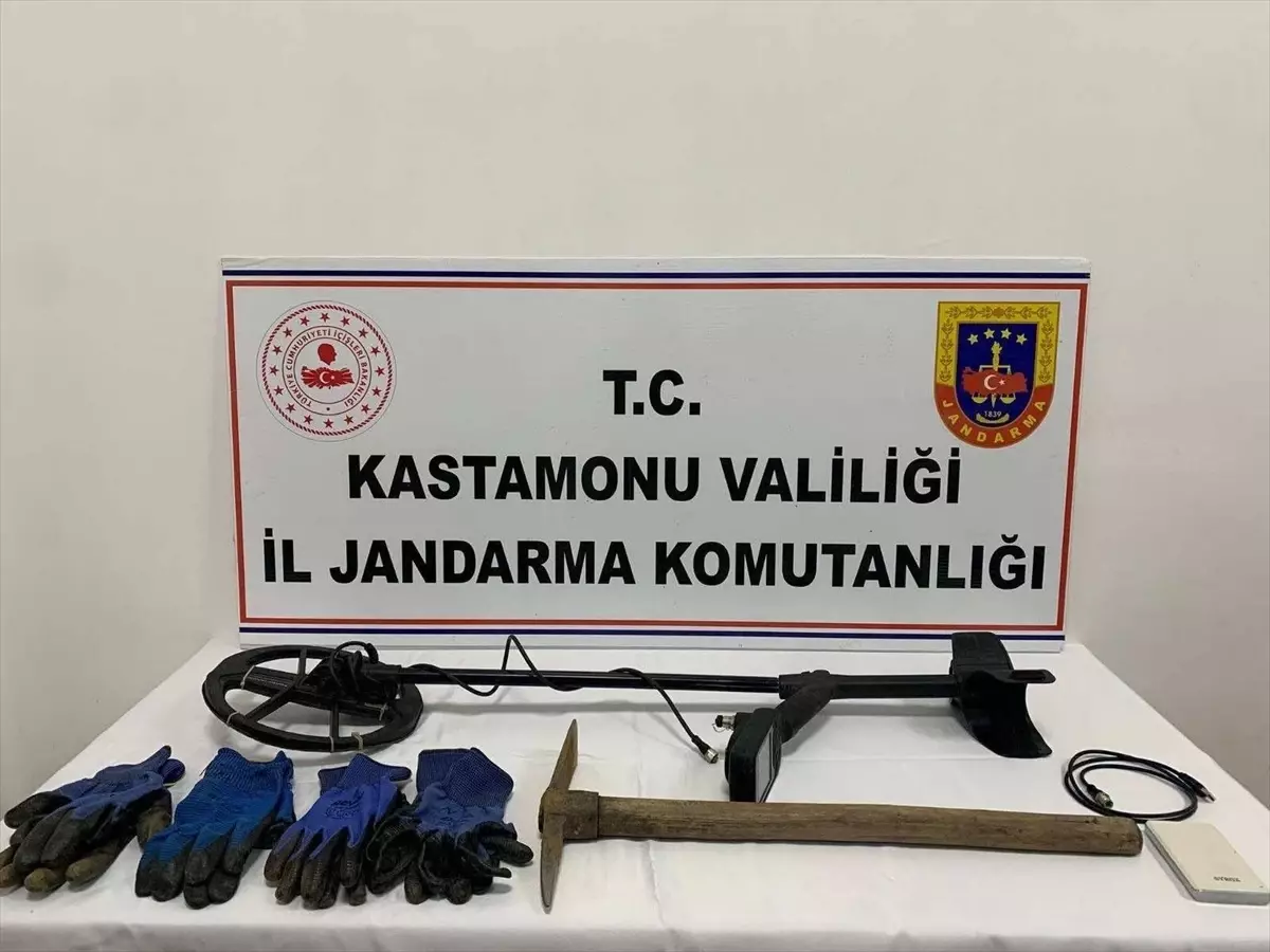 Kastamonu\'da Kaçak Kazı Operasyonu