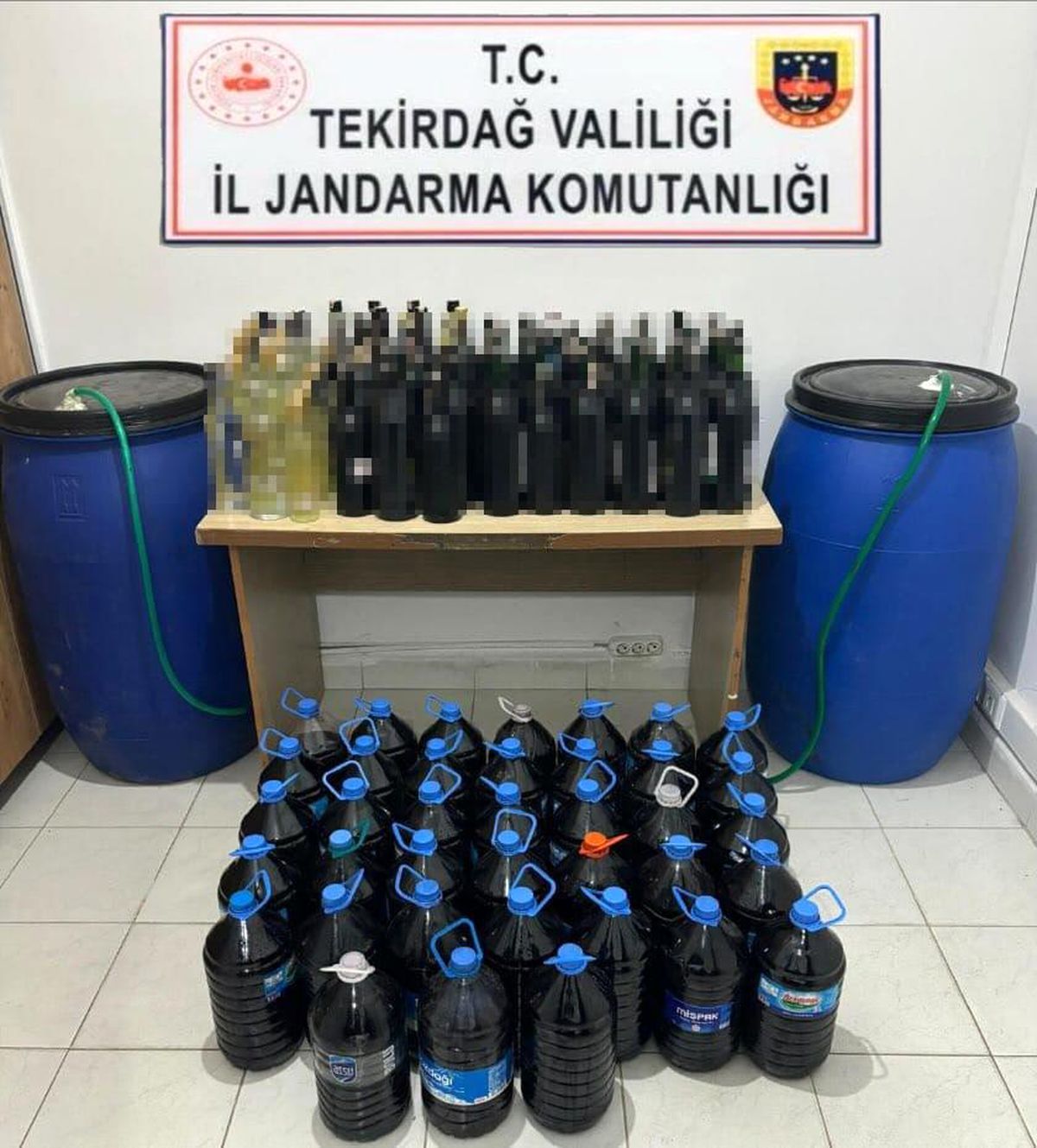 Tekirdağ\'da Kaçak İçecek Operasyonu