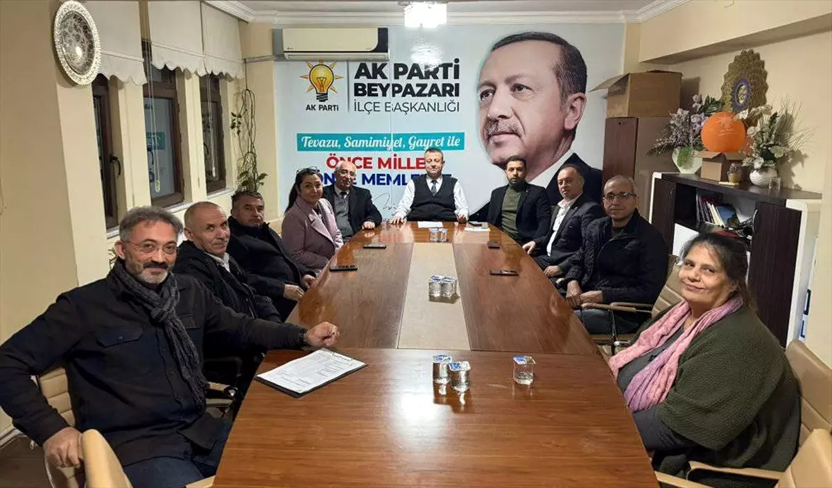 AK Parti Beypazarı\'nda Toplantı