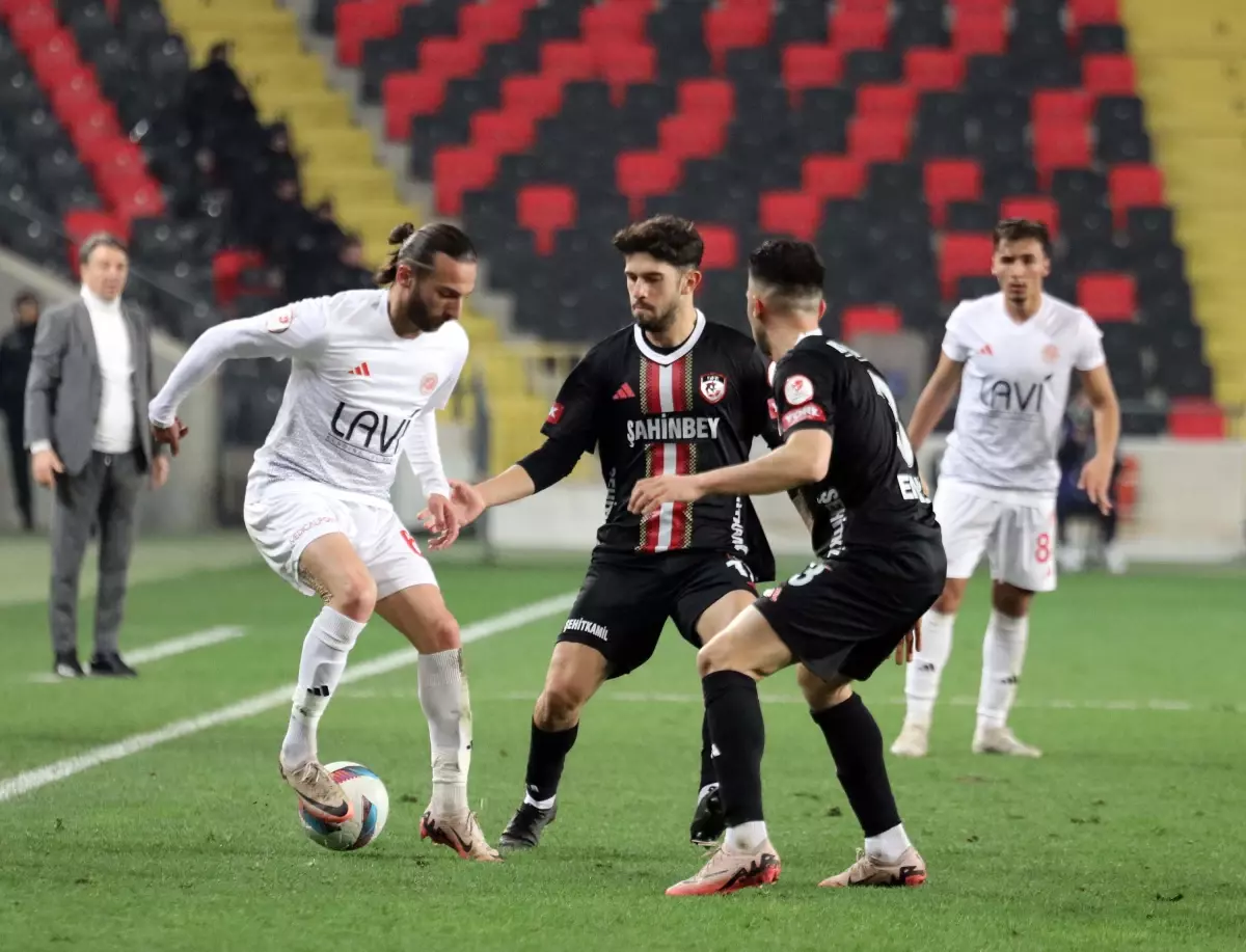 Gaziantep FK, Türkiye Kupası\'nda Batman Petrolspor\'u 1-0 Mağlup Etti