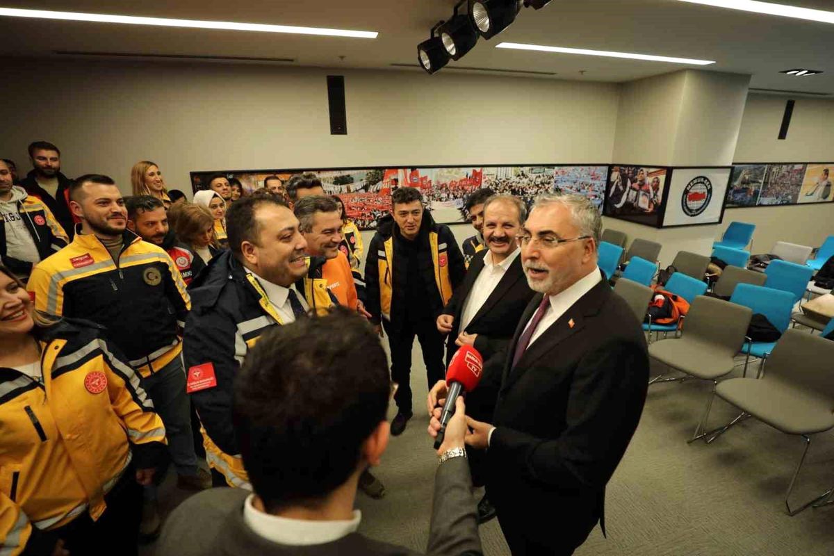 Bakan Işıkhan\'dan 112 çalışanlarına destek sözü