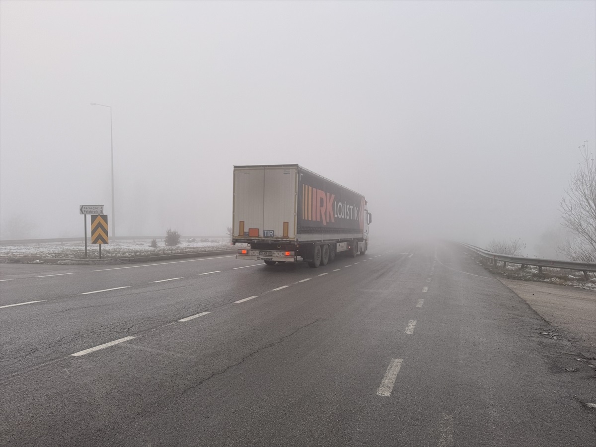 Çorum\'da Sisin Trafik Üzerindeki Etkisi