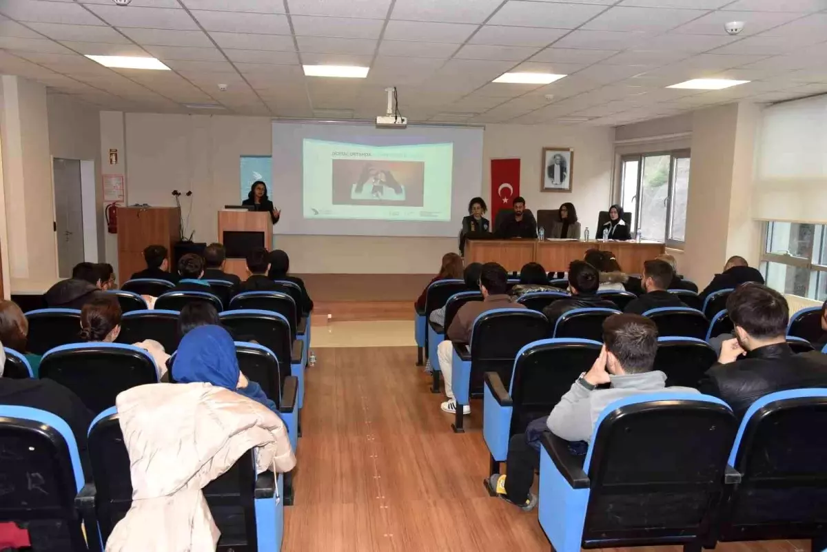 Düzce\'de Dijital Şiddet Semineri