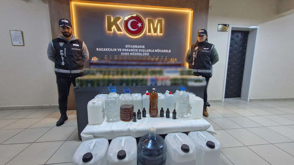 Diyarbakır\'da Kaçak ve Sahte İçki Operasyonu