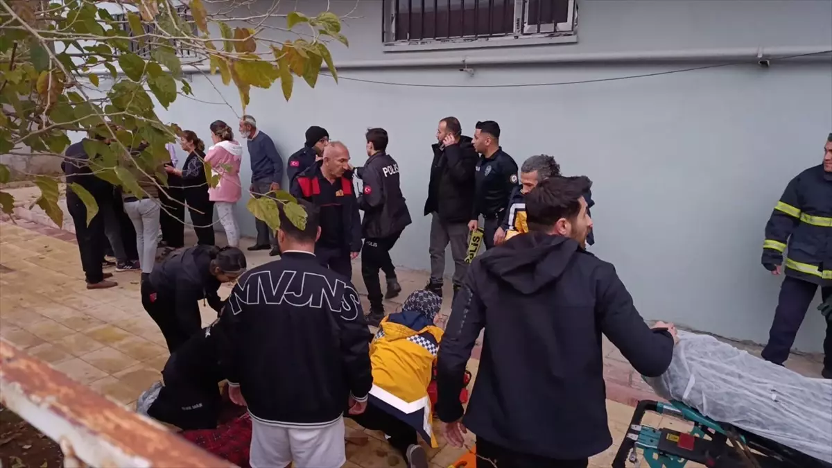 Adıyaman\'da Çocuk Terastan Düştü