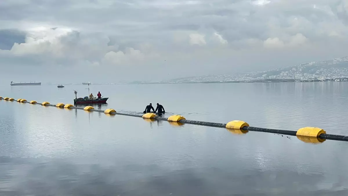 İzmit\'te Balıkçıların Ağına Takılan Erkek Cesedi Bulundu