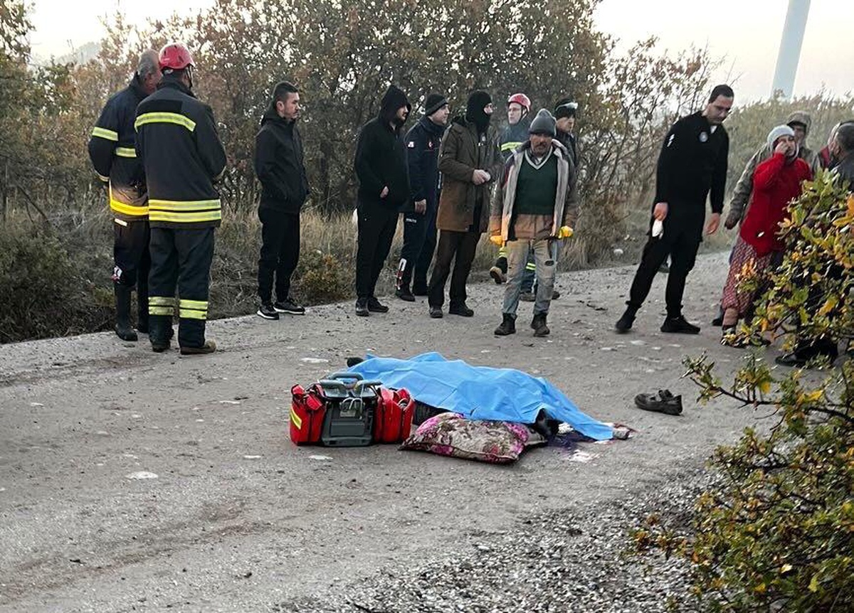 Traktör Kazasında Zeytin İşçisi Hayatını Kaybetti
