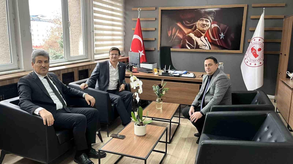 Uşak Nüfus Müdürü\'ne Ziyaret