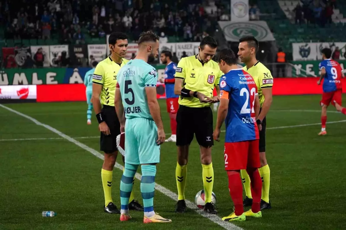 Çaykur Rizespor, Silivrispor\'u 3-2 Yendi