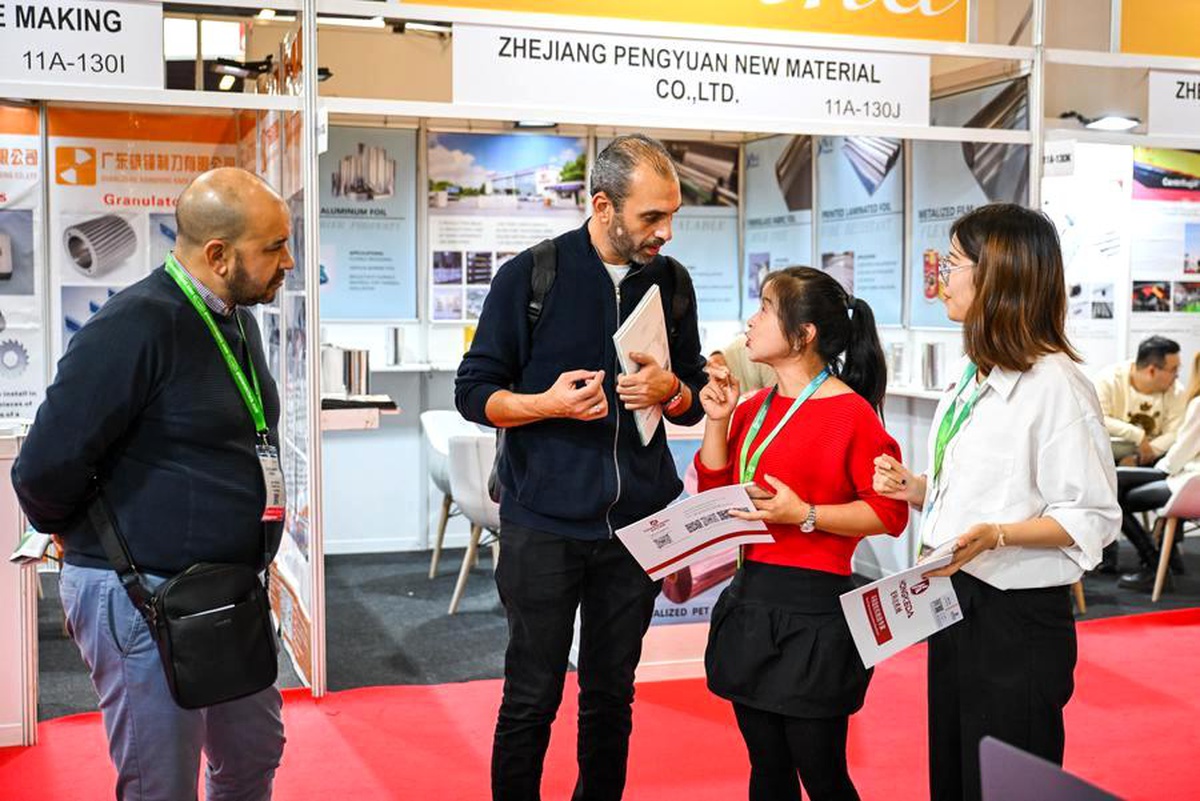 İstanbul\'da Çin Plastik Fuarı Başladı