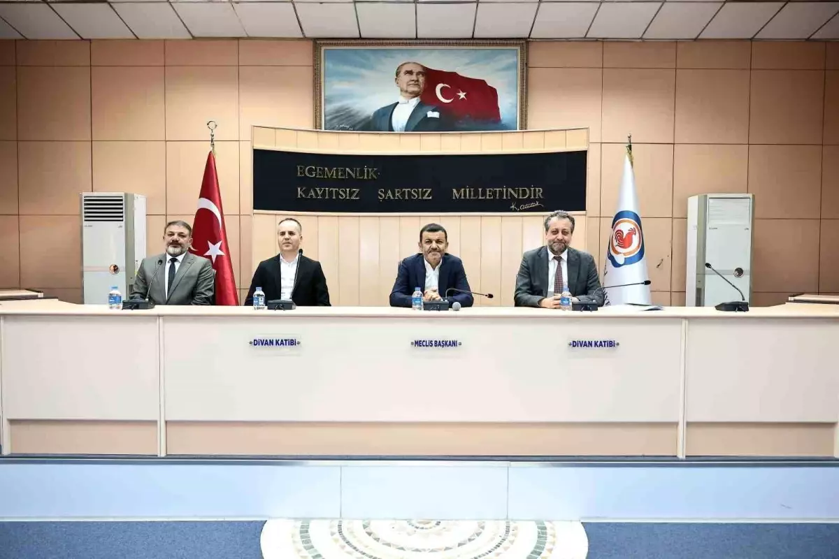 Denizli\'de Mevsimlik İşçilere Kadro Müjdesi