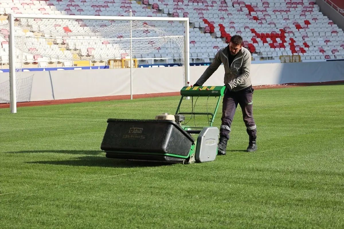 Sivasspor-Galatasaray Maçı İçin Hazırlıklar Devam Ediyor