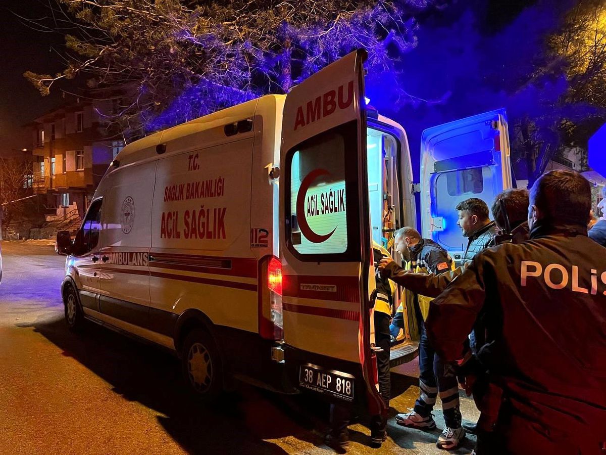 Kayseri\'de Düğünde Bıçaklı Kavga: Bir Yaralı