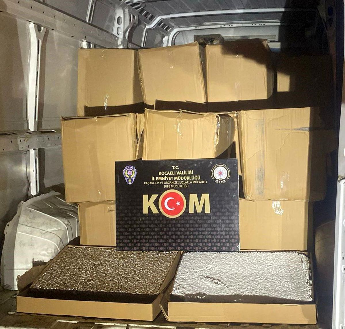 Kocaeli\'de 891 Bin Kaçak Makaron Ele Geçirildi