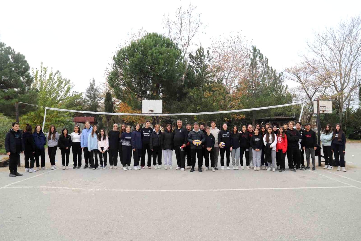 Turgutlu Belediyespor\'dan Sosyal Sorumluluk Projesi