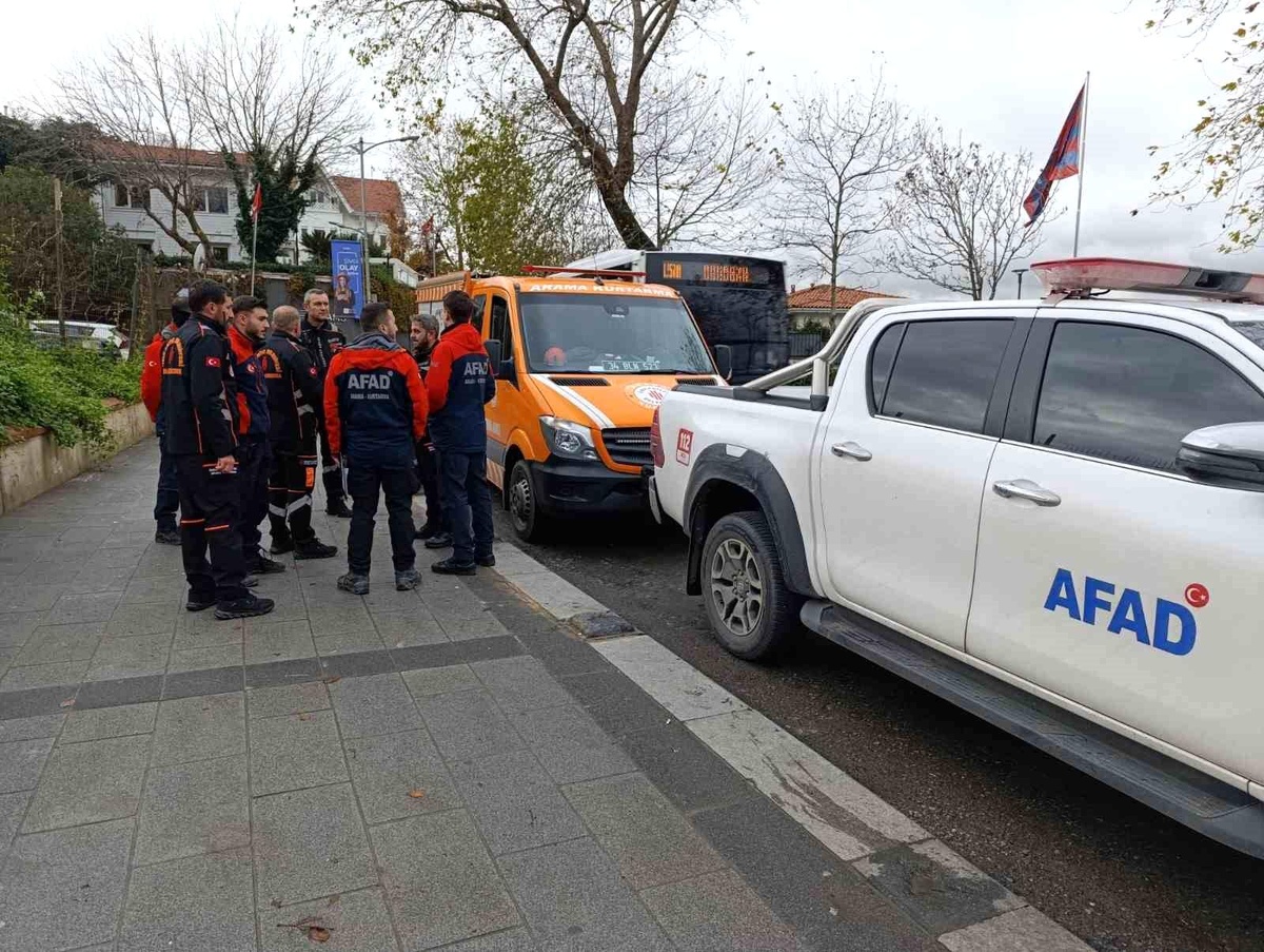 Ümraniye Belediyesi, Sarıyer\'de Kaybolan Kardeşler için Arama Kurtarma Çalışmalarına Destek Veriyor