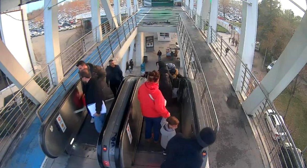 Kocaeli\'de Yürüyen Merdivenlerdeki Arızaların Sebebi Ortaya Çıktı