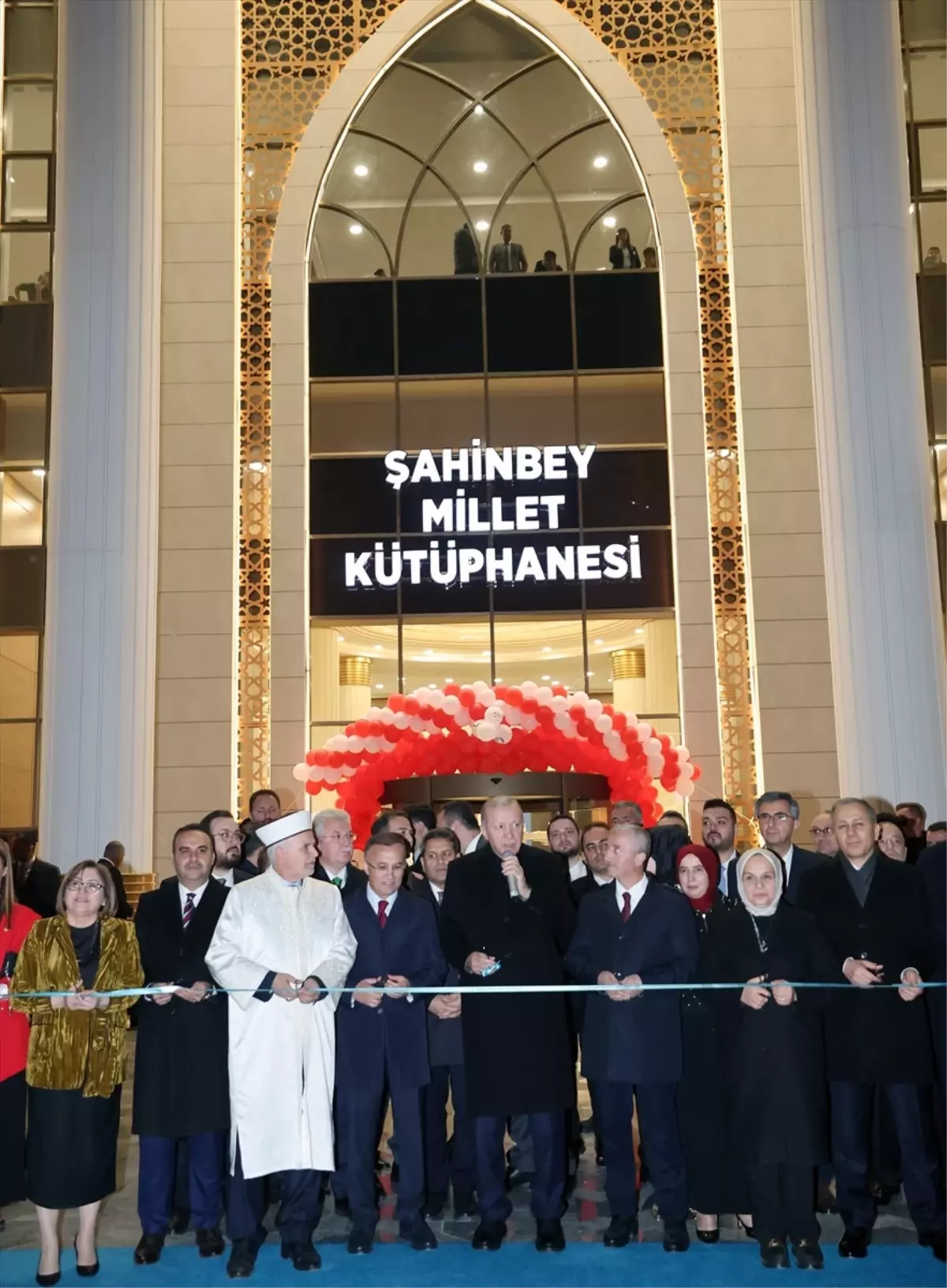 Erdoğan Gaziantep\'te Kütüphane Açtı