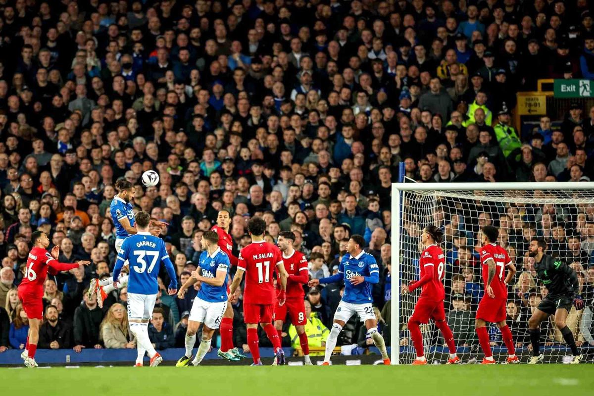 Merseyside Derbisi Hava Koşulları Nedeniyle Ertelendi