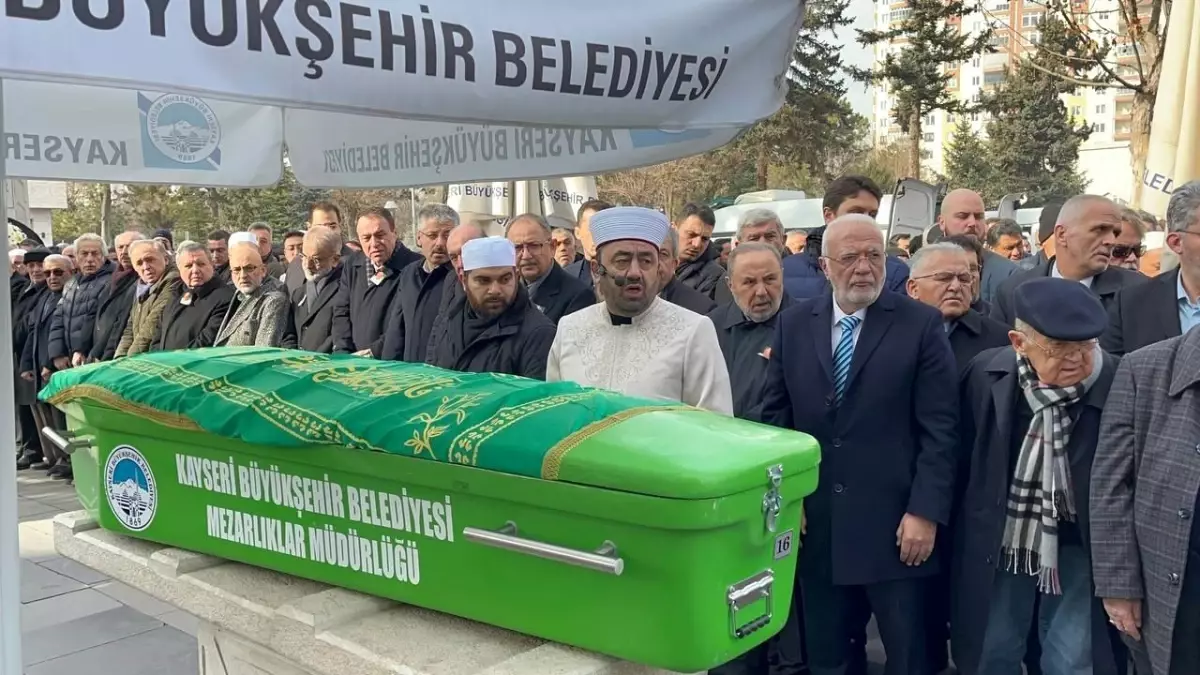 Kayserili İşadamı Ali Rıza Özderici Son Yolculuğuna Uğurlandı