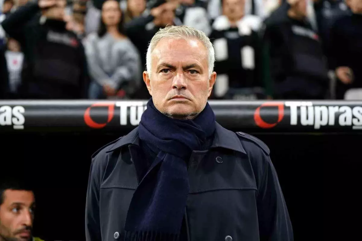 Mourinho Derbide 5 Değişiklik Yaptı