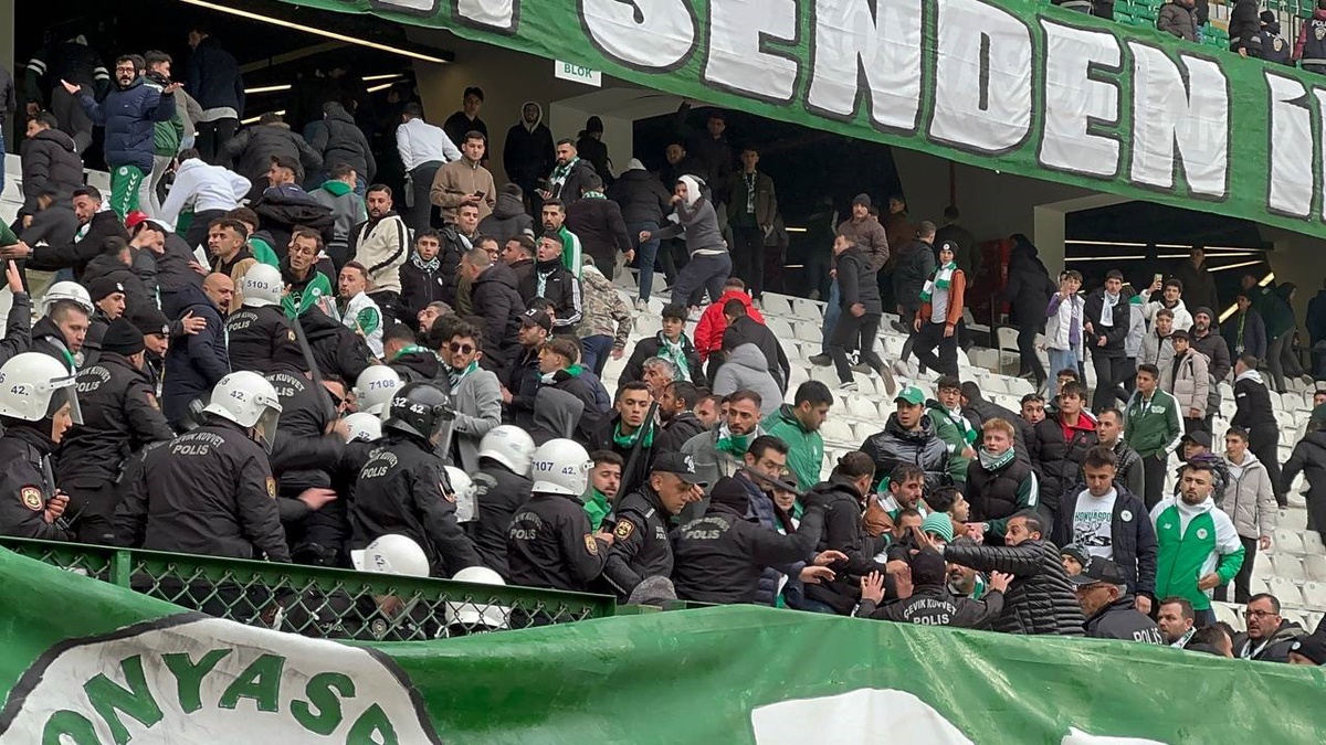 Konyaspor ve Antalyaspor Maçında Gerginlik