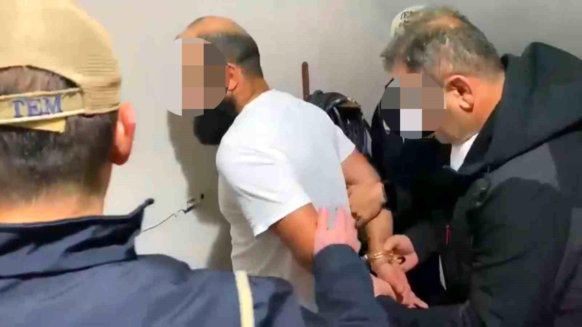 Yalova\'da DEAŞ Operasyonları: 8 Tutuklama