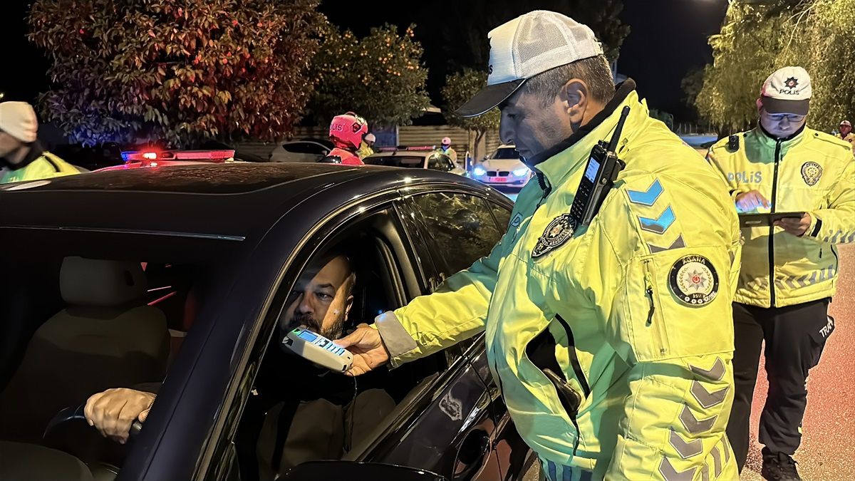Adana\'da Dronlu Trafik Denetimi