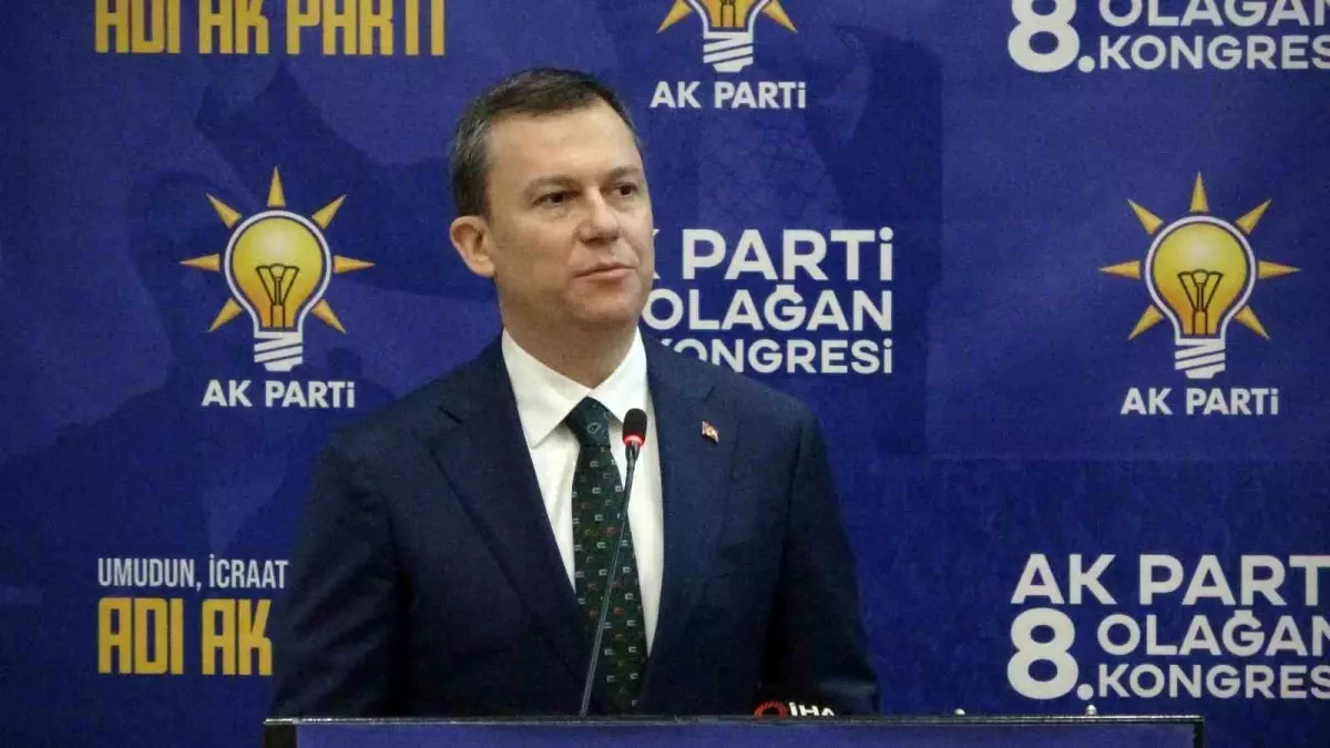 AK Partili Şahin\'den, CHP lideri Özel\'e: "Adaletin tecellisi için görev yapan adalet mensuplarımıza hangi cüretle hakaret eder, onları hangi cüretle...