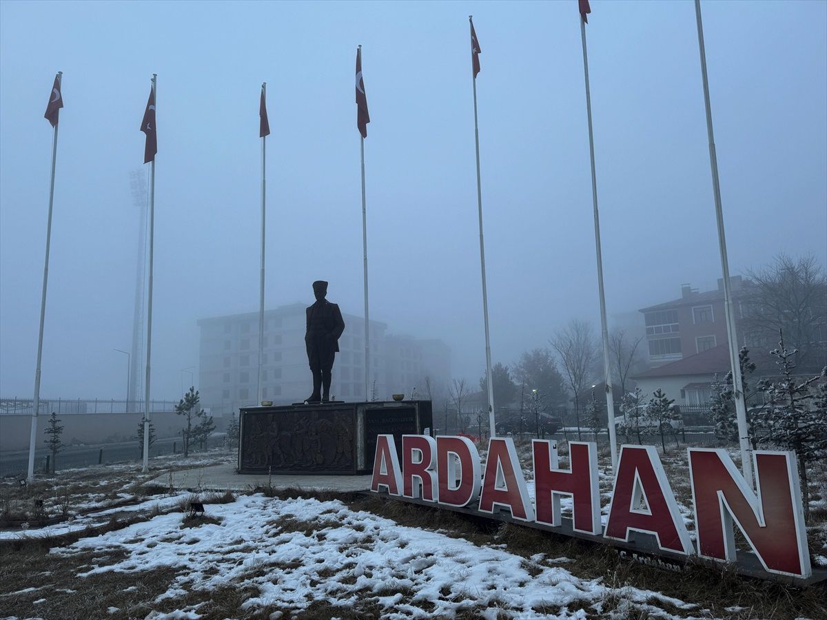 Ardahan\'da Yoğun Sis Etkili