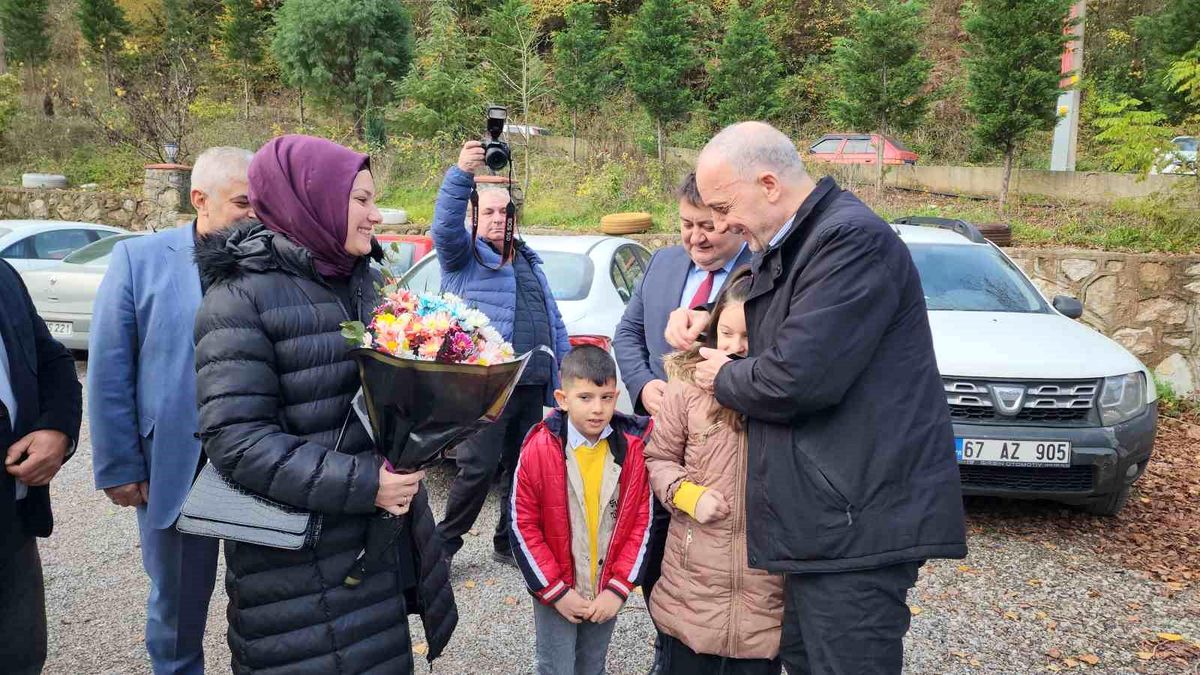 Atalay\'dan asgari ücret açıklaması: "Rakamdan öte insanın insanca yaşayabileceği bir ücret olması lazım"