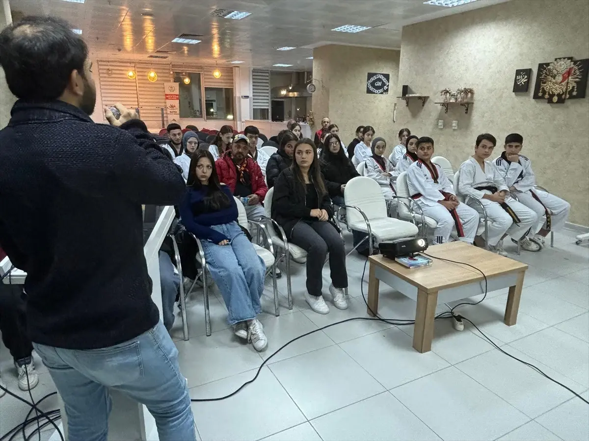 Bafra\'da Sporculara \'Hak ve Hakkaniyet\' Semineri