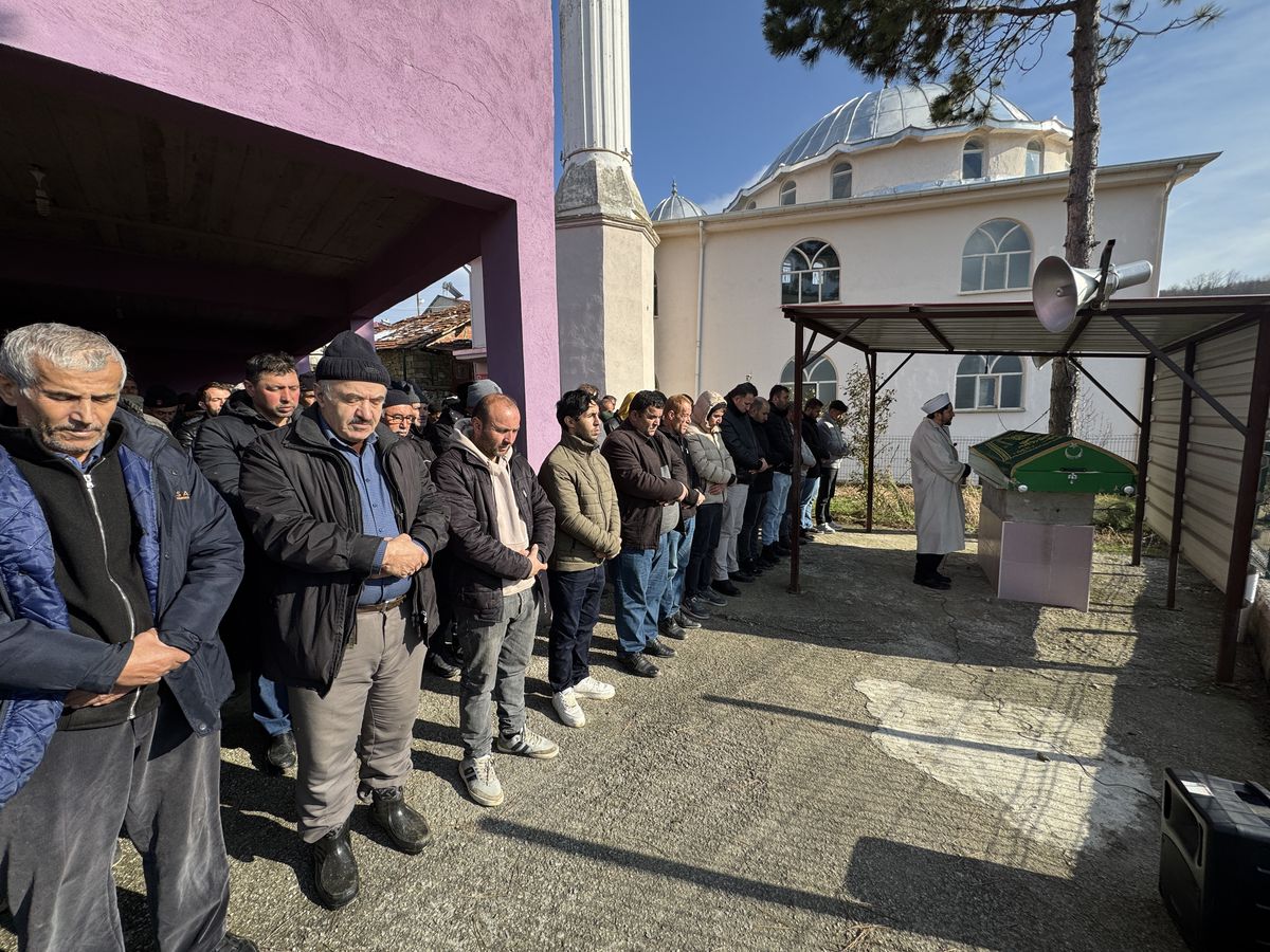 Forklift Kazasında Hayatını Kaybeden Genç Adam Toprağa Verildi