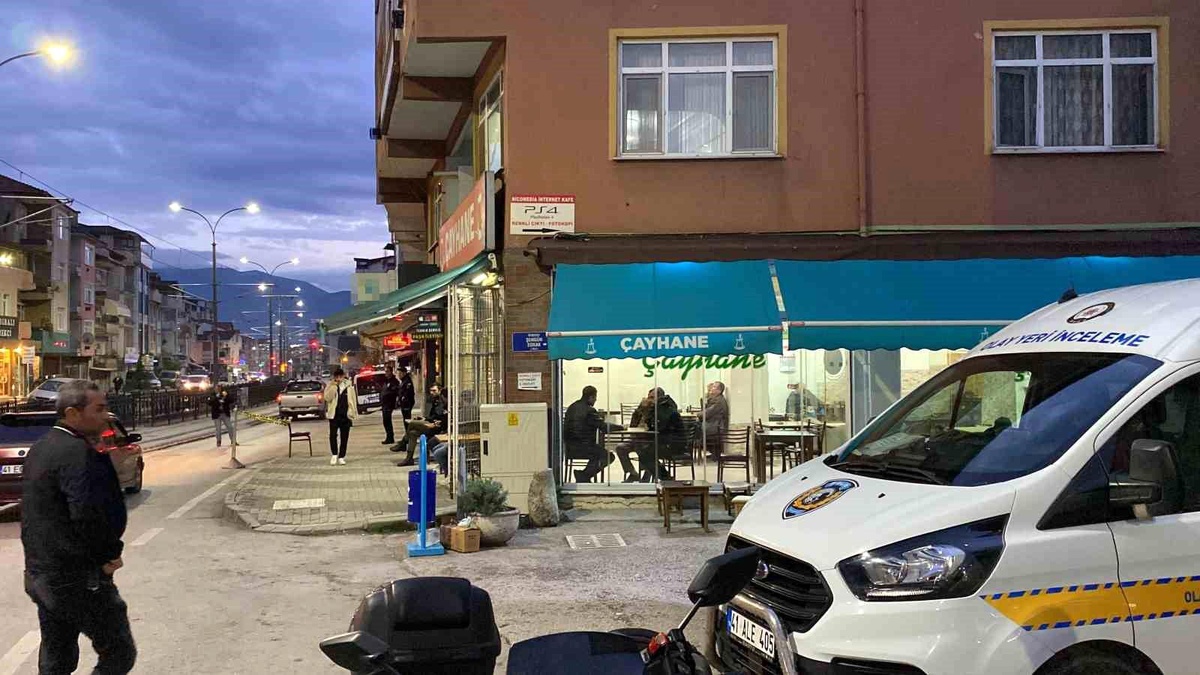 Kocaeli\'de Alacak-verecek Kavgası: Bir Yaralı