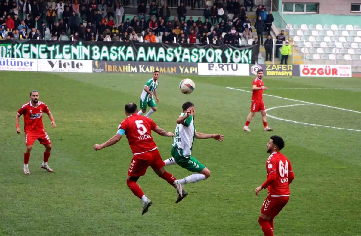 Amasyaspor ve Kelkit Hürriyetspor Berabere Kaldı