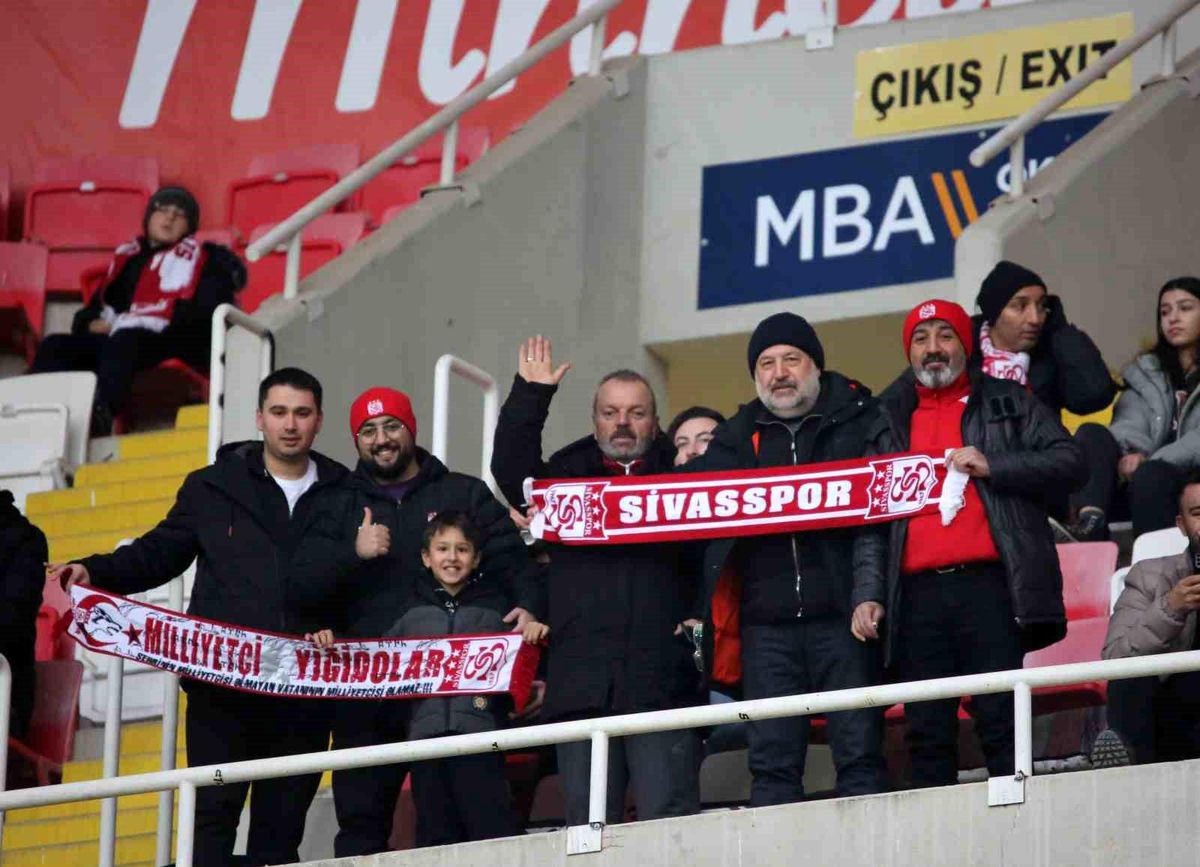 Sivasspor Taraftarından Galatasaray Maçına Yoğun İlgi