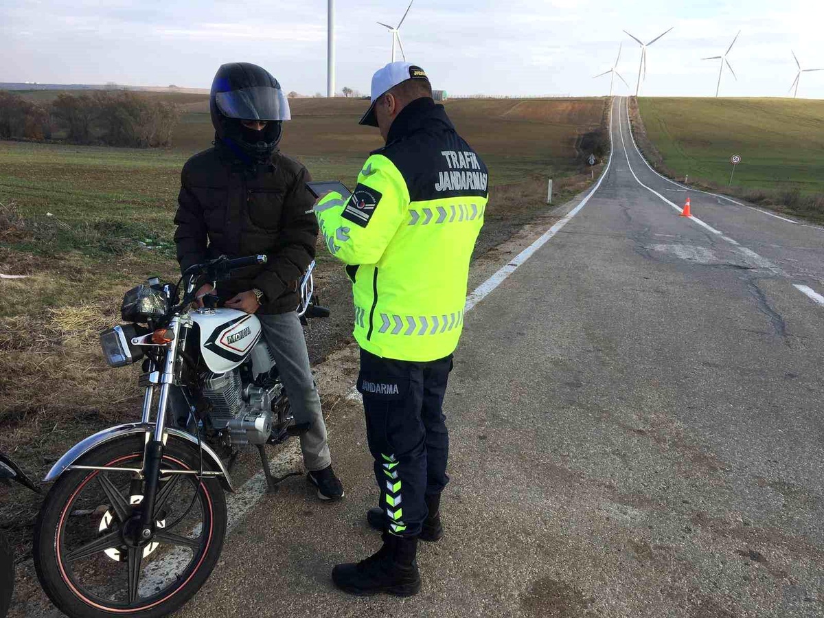 Tekirdağ\'da Trafik Denetimi: Ceza Yağdı