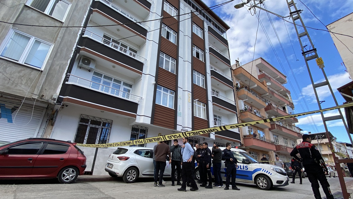 Miras Tartışması Kanlı Bitti: İki Kişi Yaralandı