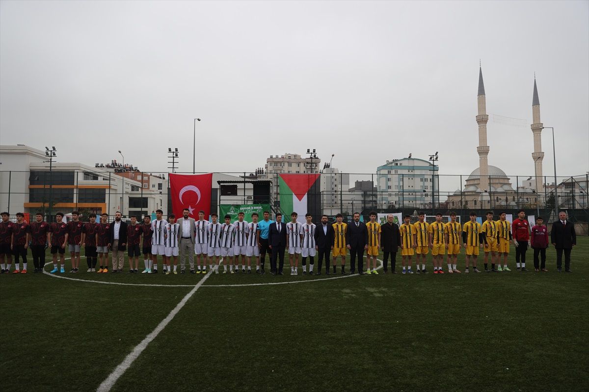 TÜGVA\'dan Gençlere Okuma ve Spor Projeleri