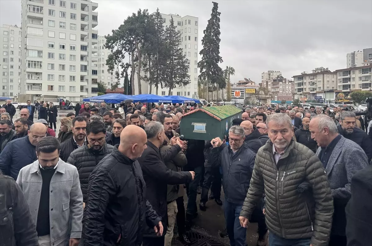 Kılıçdaroğlu, Dünürünün Cenazesine Katıldı