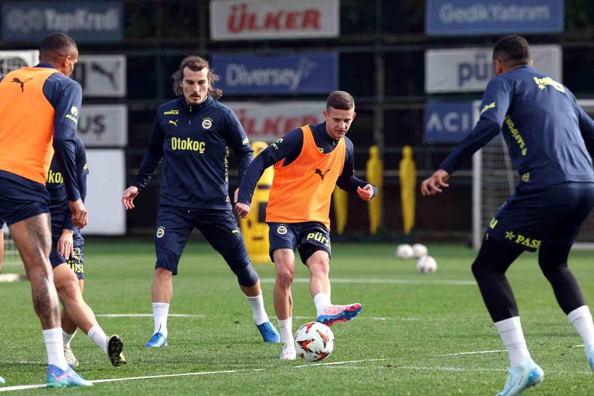 Fenerbahçe, Bilbao Maçı Hazırlıklarını Sürdürüyor