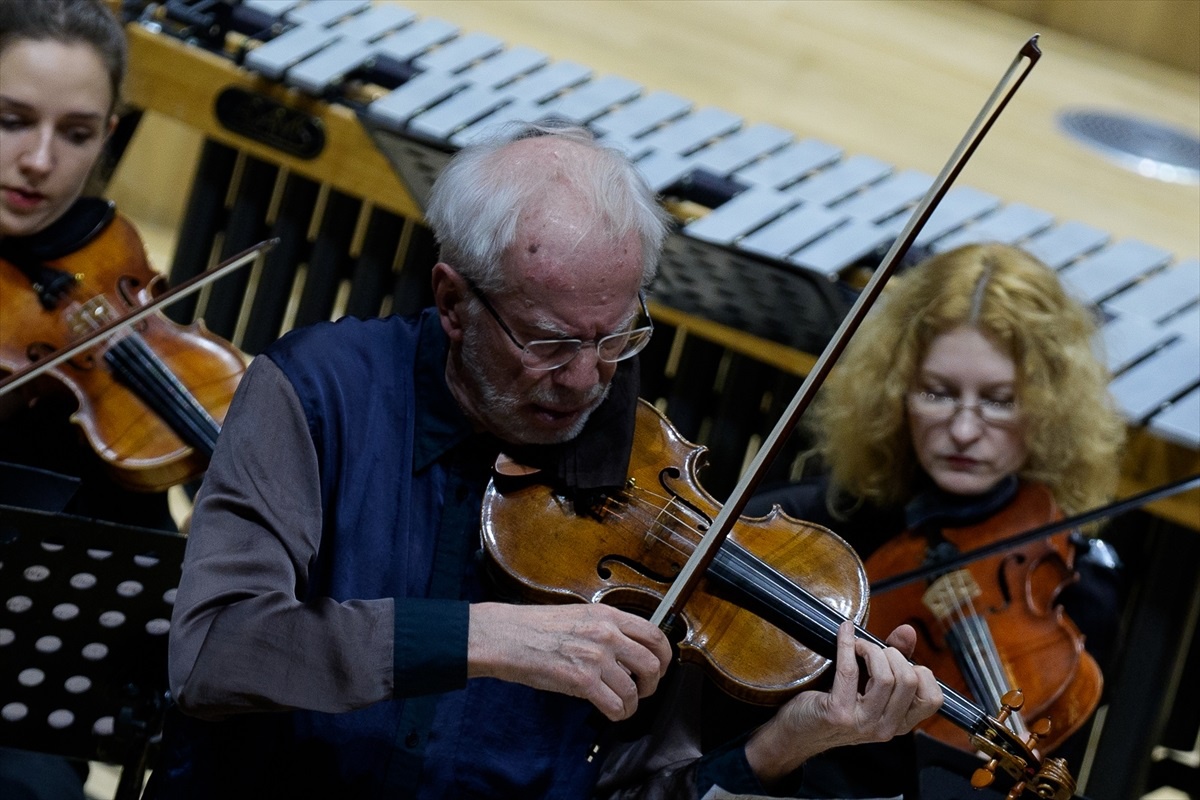 Gidon Kremer Ankara\'da Konser Verdi