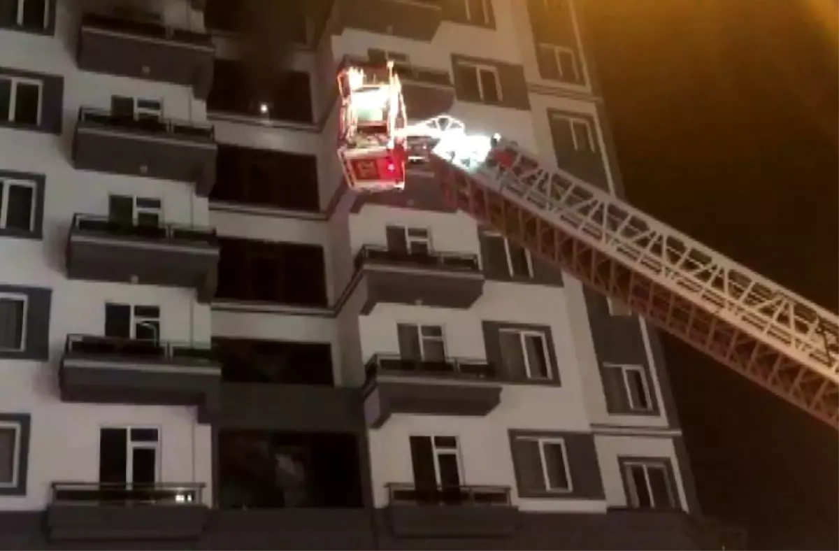 Kahramanmaraş\'ta Ev Yangını