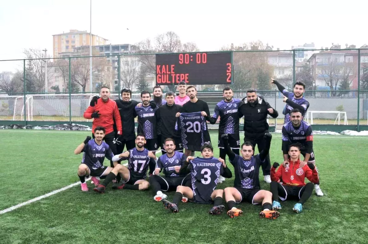 Kalespor, Gültepespor\'u Son Dakikada Yendi