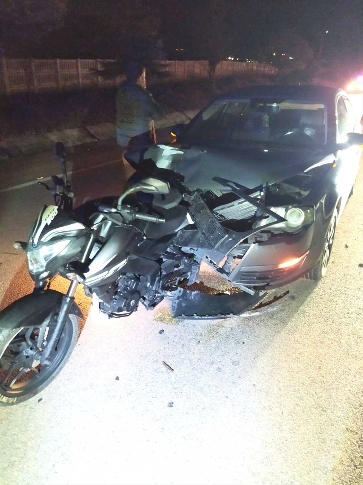 Karacabey\'de Trafik Kazası: 2 Yaralı