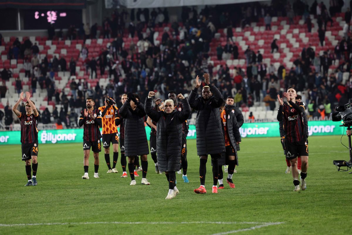 Süper Lig 15. Hafta Özetleri: Galatasaray Deplasman Rekoru Kırdı, Beşiktaş Derbiyi Kazandı