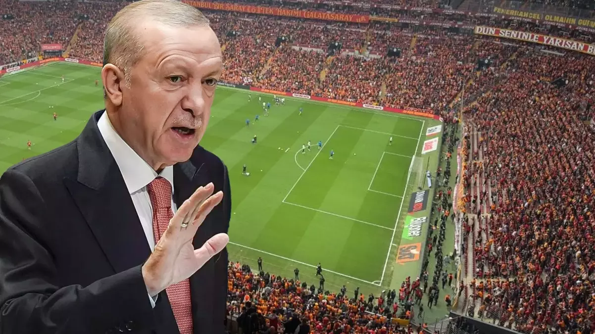 Cumhurbaşkanı Erdoğan\'dan \'\'Türk futbolunda siyaset var mı?\'\' sorusuna beklenmedik yanıt