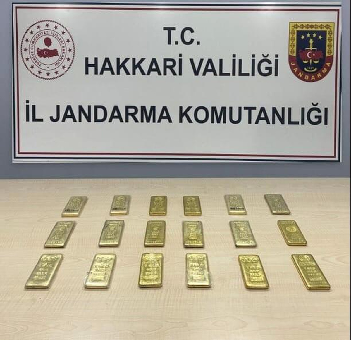 Yüksekova\'da 54 Milyon TL\'lik Altın Ele Geçirildi